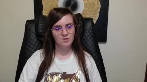 Snapshot of oliviasager chatting on July 2026 09:10:01 PM Mistress Olivia online show from July 2026 09:10:01 PM