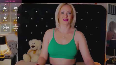 Olivia online show from January 2026 09:53:02 PM