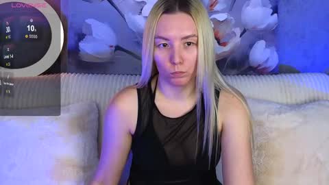 oliviashepard online show from January 2025 06:56:01 AM