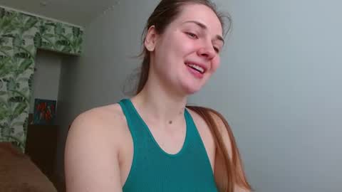 Olivia online show from March 2025 05:33:02 AM