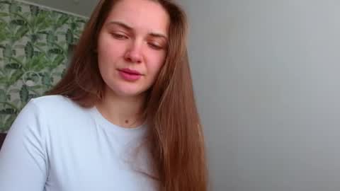 Olivia online show from April 2026 04:19:01 AM