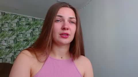 Snapshot of oliviashiny chatting on June 2026 04:24:02 AM Olivia online show from June 2026 04:24:02 AM