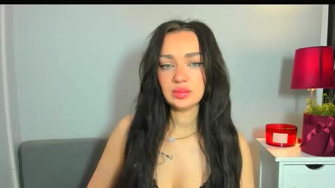 OliviaWomen online show from February 2026 07:50:01 AM