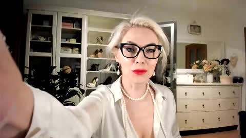 ollalla7 online show from March 2026 04:59:01 PM