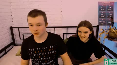 Snapshot of ollistiw chatting on December 2024 06:55:02 AM Olli and Stiw online show from December 2024 06:55:02 AM