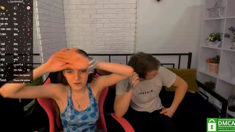 Snapshot of ollistiw chatting on January 2025 07:15:01 AM Olli and Stiw online show from January 2025 07:15:01 AM