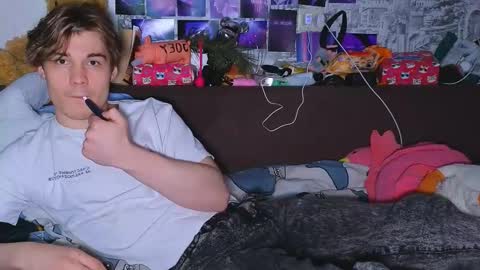 Tony online show from March 2025 08:18:02 PM