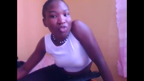 olwami3 online show from October 2025 01:21:02 PM