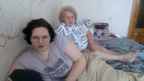 OlyaAndNetty online show from February 2025 09:46:02 AM