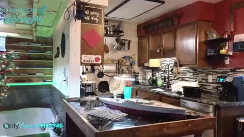 Norm online show from December 2024 06:19:02 PM