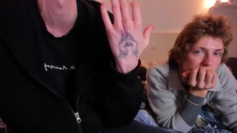 Snapshot of omg_pie chatting on October 2025 09:26:02 PM Mars online show from October 2025 09:26:02 PM