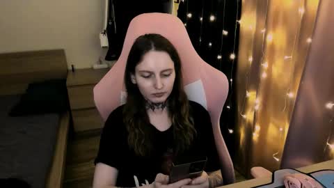 on_yxxx online show from October 2025 08:51:01 PM