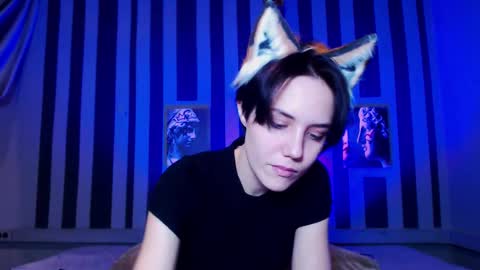 onaloon online show from December 2025 01:44:01 AM