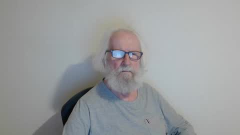 Somewhere over the rainbow online show from February 2025 09:37:01 PM