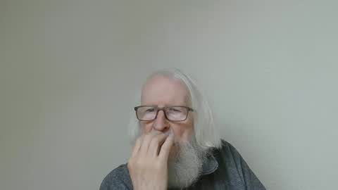 Somewhere over the rainbow online show from November 2025 08:02:02 AM