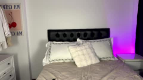 Brazilian Girls One More Cum online show from March 2025 11:14:02 AM