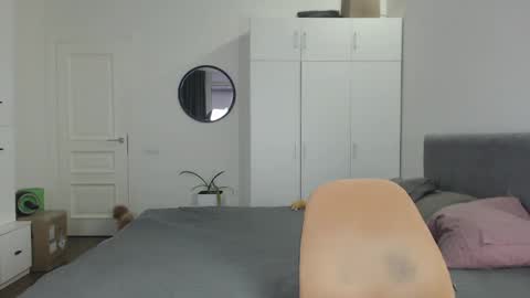 onebestlover online show from January 2025 09:03:01 AM