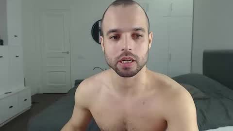 onebestlover online show from February 2025 11:10:02 AM
