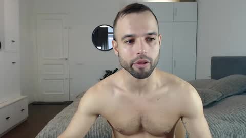 onebestlover online show from October 2025 09:09:01 AM