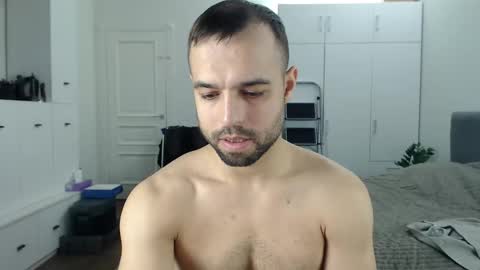Snapshot of onebestlover chatting on April 2026 08:24:01 AM onebestlover online show from April 2026 08:24:01 AM