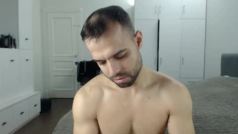 Snapshot of onebestlover chatting on May 2026 08:08:02 AM onebestlover online show from May 2026 08:08:02 AM