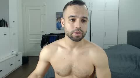 Snapshot of onebestlover chatting on May 2026 07:58:02 AM onebestlover online show from May 2026 07:58:02 AM