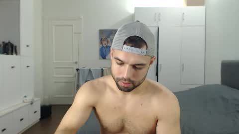 Snapshot of onebestlover chatting on May 2026 07:59:02 AM onebestlover online show from May 2026 07:59:02 AM