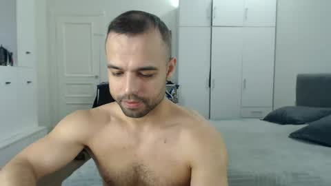 Snapshot of onebestlover chatting on June 2026 08:08:01 AM onebestlover online show from June 2026 08:08:01 AM