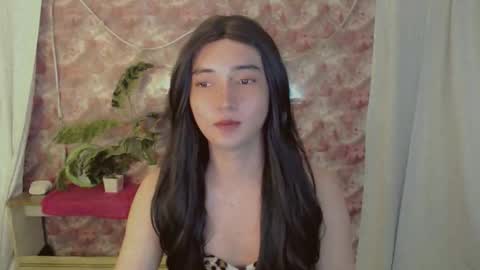Snapshot of onelesslonelygirl69 chatting on May 2026 06:38:02 PM KLIER online show from May 2026 06:38:02 PM