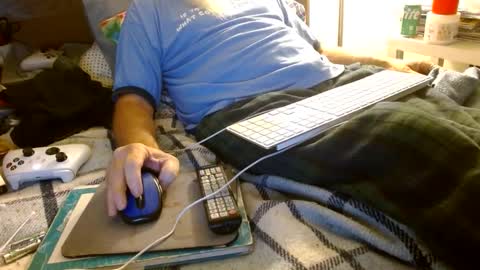 Snapshot of onemattu chatting on October 2025 05:59:02 AM Mattu online show from October 2025 05:59:02 AM