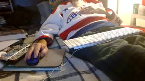 Snapshot of onemattu chatting on November 2025 01:40:01 AM Mattu online show from November 2025 01:40:01 AM