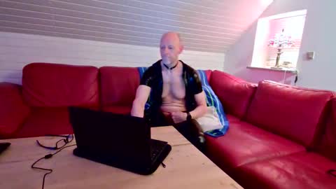 oneness1 online show from May 2026 10:27:02 PM