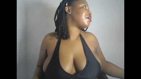 Snapshot of oneofdbestchubbygaloncb chatting on July 2026 03:17:02 AM oneofdbestchubbygaloncb online show from July 2026 03:17:02 AM