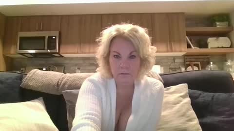 couple mature milf bigboobs curvy mommydaddy online show from January 2025 04:20:01 AM