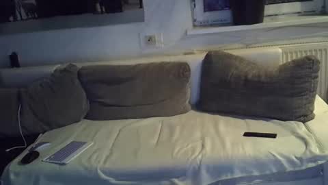 .....mICha..... online show from September 2025 02:00:02 AM