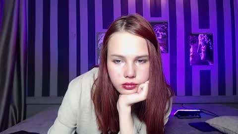 onessandra online show from October 2025 05:24:01 AM