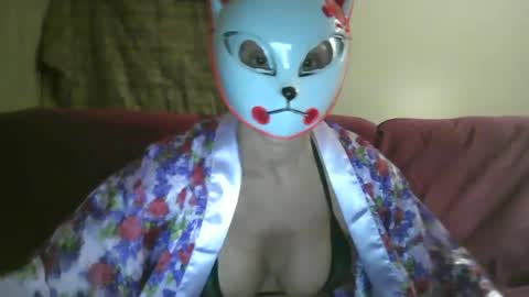 Snapshot of onewomanfreakshow chatting on September 2025 12:10:02 AM onewomanfreakshow online show from September 2025 12:10:02 AM