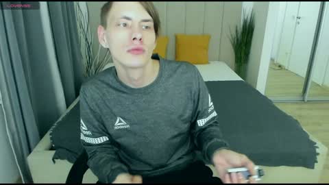 Snapshot of only_eric chatting on January 2025 05:53:01 AM Erick online show from January 2025 05:53:01 AM