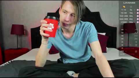 Snapshot of only_eric chatting on February 2025 04:46:01 PM Erick online show from February 2025 04:46:01 PM