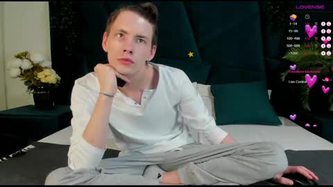 Snapshot of only_eric chatting on February 2025 12:35:02 AM Erick online show from February 2025 12:35:02 AM