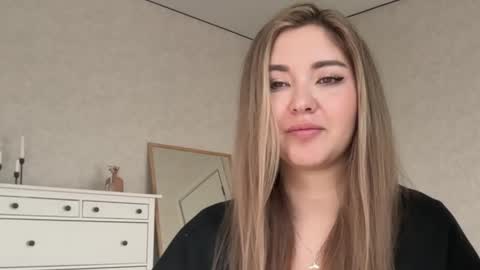 only_this online show from April 2026 09:26:02 AM