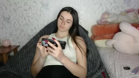 Amalia online show from March 2026 06:44:02 PM