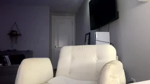 onlyjess23 online show from July 2026 03:35:01 AM