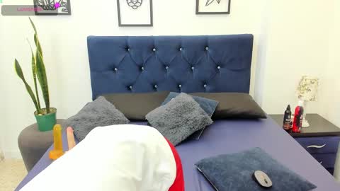 Josh -  Schedule 1400 - 2200 online show from September 2025 01:49:02 AM