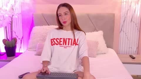 Lola online show from January 2026 07:40:01 PM