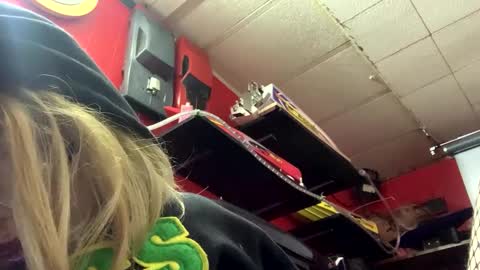 Snapshot of onlyoralllee chatting on December 2024 09:24:02 PM onlyoralllee online show from December 2024 09:24:02 PM