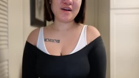 Snapshot of oohhellothere chatting on February 2026 10:56:01 AM Miss Girly online show from February 2026 10:56:01 AM