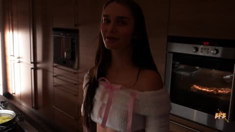 Eva online show from January 2025 07:16:02 PM