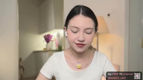 Snapshot of oops_my_english chatting on February 2026 08:48:02 PM Nancy online show from February 2026 08:48:02 PM