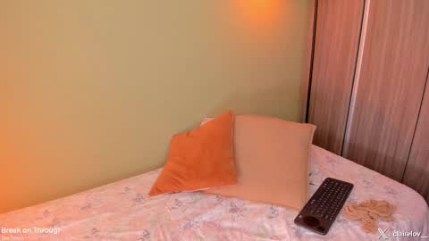 Claire online show from December 2025 04:25:02 PM